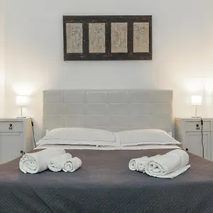 Zefnea House Appartamento